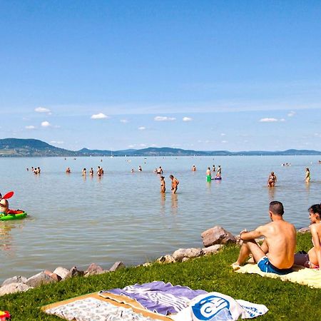 Villa Hellomaria Balatonmáriafürdő Exterior foto